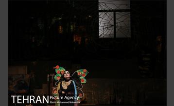 اجرای نمایش شاپرک خانوم 23