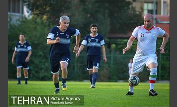 دیدار دوستانه یاران رادبوی و فدراسیون فوتبال 16