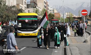 خدمات‌رسانی شهرداری تهران در نماز عید فطر مصلی تهران 2