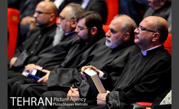 نشست شهردار تهران با رهبران ادیان توحیدی و جمعی از چهره های برجسته اقلیت دینی‎ 11