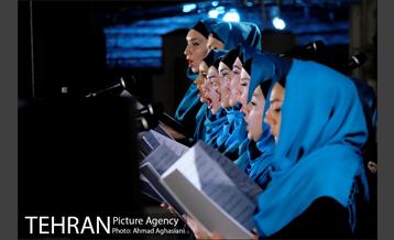 سمفونی ایثار و مقاومت در میدان مشق 22