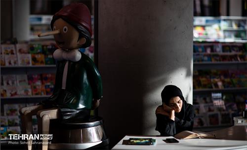 بزرگترین باغ کتاب خاورمیانه 11