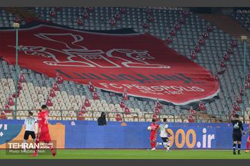 دیدار تیم های فوتبال پرسپولیس تهران و نفت مسجد سلیمان 8