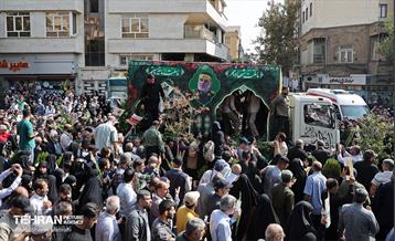 مراسم تشییع پیکر شهید سردار عباس نیلفروشان - ۱ 12