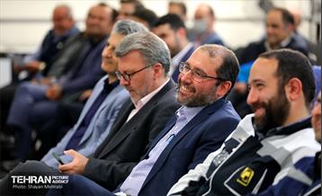 جشن افتخار و خدمت در شرکت بهره‌برداری مترو 11