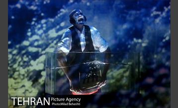 نمایش بیست هزار فرسنگ زیر دریا‎ 23