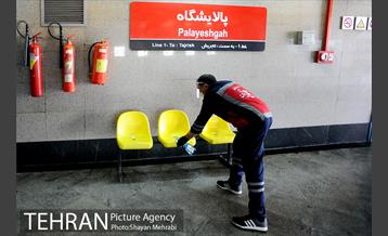 عملیات ضدعفونی کردن مترو تهران 48
