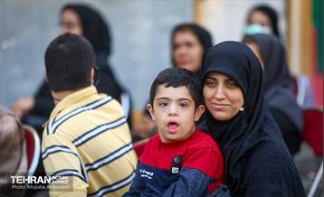 مراسم آغاز سال تحصیلی در مدرسه استثنایی شهید رضا ساریخانی