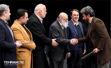 آیین تجلیل از همکاران شرکت خودرو سرویس شهر 16