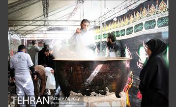 آیین سنتی سمنو پزان در میدان امام حسین (ع) 17