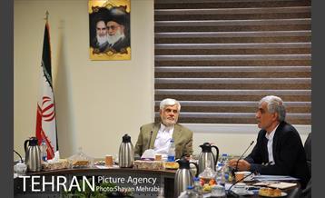 نشست مجمع امید با حضور شهردار تهران 8