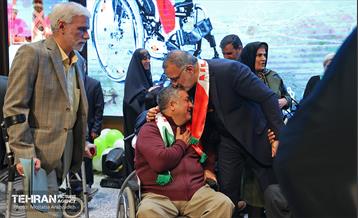 آئین تکریم و تجلیل از جانبازان سرافراز ۸ سال دفاع‌ مقدس 7