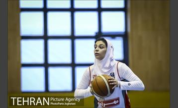 دیدار تیم های بسکتبال مهرام و گاز تهران 11