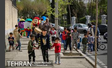 کارناوال عروسکی منطقه ۱۲