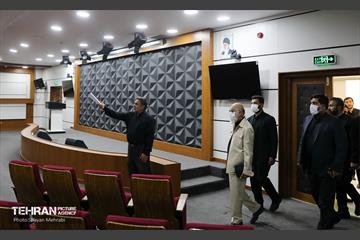 بازدید اعضای شورای شهر از بیمارستان کودکان حکیم 25