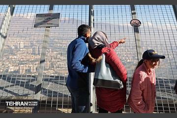 نمایشگاه «رخ دوست»تور تهرانگردی وابستگان نظامی سفارتخانه‌های خارجی مقیم تهران 48