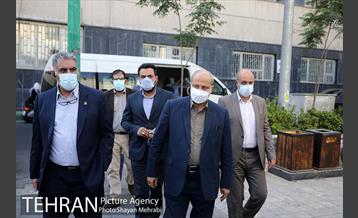 رونمایی از نشریه همشهری مترو 1