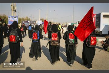 خدمات رسانی شهرداری منطقه 5 در پایانه مرزی مهران 25