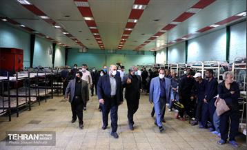 بازدید معاون امور فرهنگی و اجتماعی شهرداری تهران از گرمخانه خاوران 12