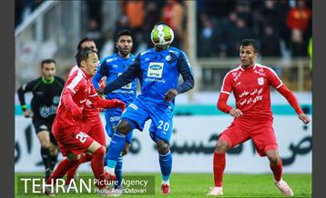 دیدار تیم‌های فوتبال تراکتور سازی تبریز - استقلال تهران 34