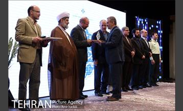 پانزدهمین همایش عمری با قرآن با حضور شهردار تهران 9