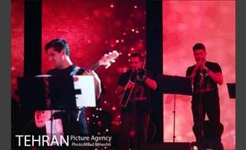 کنسرت رضا صادقی‎ 18