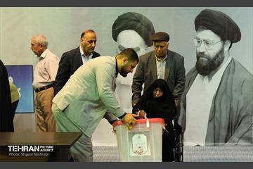 انتخابات چهاردهمین دوره ریاست جمهوری - حسینیه جماران 47