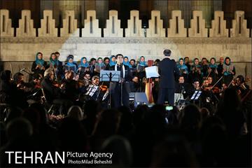کنسرت ارکستر سمفونیک تهران به رهبری مجید انتطامی 14