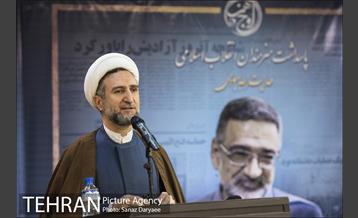 تجلیل از نویسنده کتاب خاطرات رهبر انقلاب 5