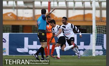 دیدار صبای قم و سایپا در لیگ برتر فوتبال 22
