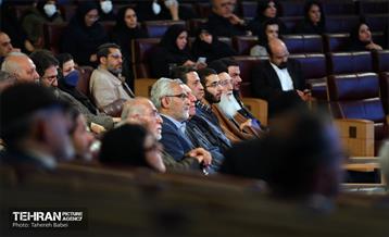 تشییع پیکر زنده‌یاد استاد سیدعبدالله انوار 19