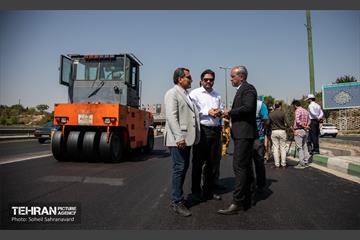 بازدید از آخرین وضعیت بهسازی روکش آسفالت آزادگان 24