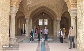 بازدید معماران از مجموعه تاریخی اتحادیه و پروژه بازآفرینی ساختمان بلدیه 36