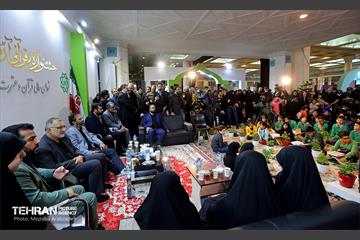 حضور شهردار تهران در نمایشگاه قرآن 33