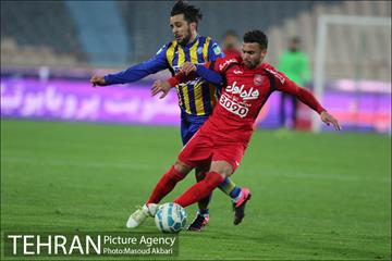 دیدار تیم های فوتبال پرسپولیس و گسترش فولاد