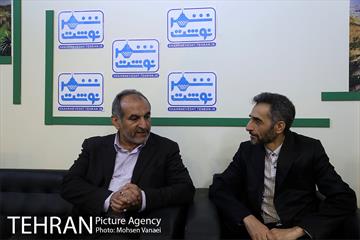 غرفه مرکز ارتباطات در پنجمین روز بیست و سومین نمایشگاه مطبوعات  11