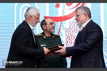 نخستین گردهمایی تجلیل از جانبازان پاسدار آزاده 19
