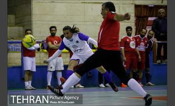 دیدار دوستانه فوتسال تیم عکاسان مطبوعاتی و کارآفرینان 12