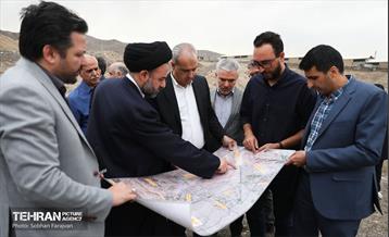 بازدید عضو شورای شهر از پروژه بزرگراه شهید شوشتری 30