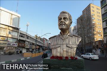 رونمایی از سردیس شهید سردار سلیمانی  12