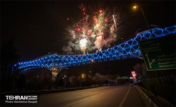 نورافشانی نوروزی در پل طبیعت  5