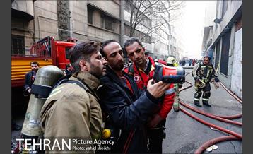 آتش سوزی در ساختمان برق حرارتی 2 8