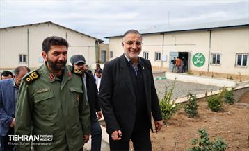 بازدید شهردار تهران از مراکز درمان معتادان متجاهر 40