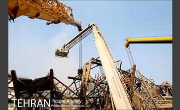 ساختمان پلاسکو فرو ریخت -4 3