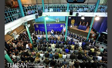 تجدید بیعت شهردار و مدیران شهری با آرمان های حضرت امام خمینی(ره) 16