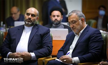 جلسه شورای شهر با حضور علیرضا زاکانی 15