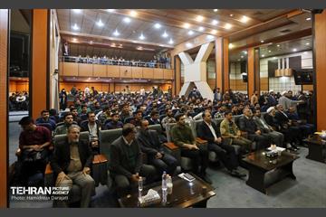 دیدار شهردار تهران با دانشجویان دانشگاه تربیت معلم رجایی 2
