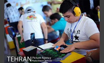 مسابقات ملی روبیک به میزبانی برج میلاد 4