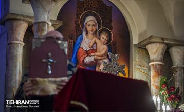 مراسم عشای‌ربانی در اولین روز سال نو میلادی  8