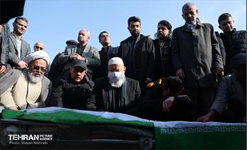مراسم تشییع مرحوم محمدهادی چمران برادر مهدی چمران 28